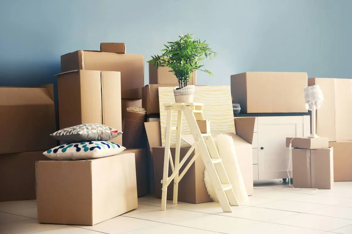 hàng hóa được đóng gói cẩn thận