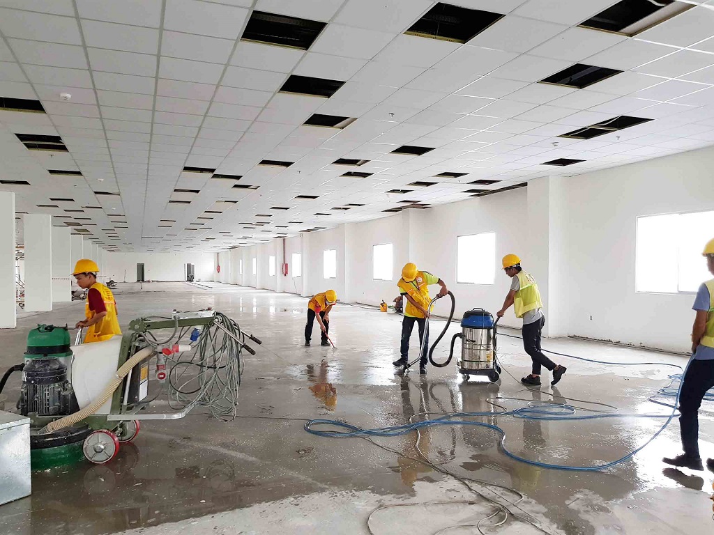 hình ảnh làm sạch công trình sau xây dựng - thi công thực tế