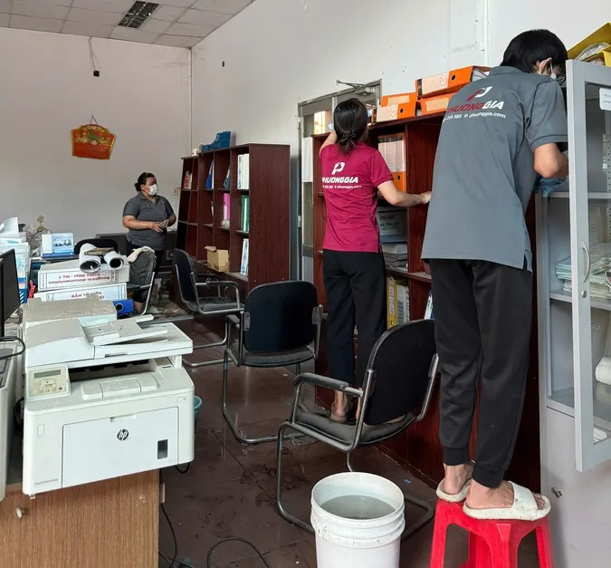nhân viên tổng vệ sinh nhà ở tphcm