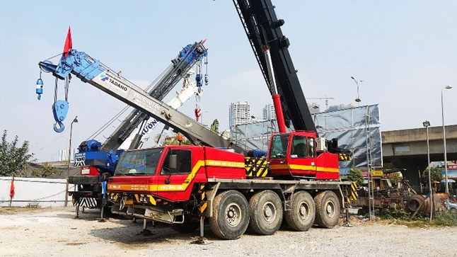 xe cẩu công trình