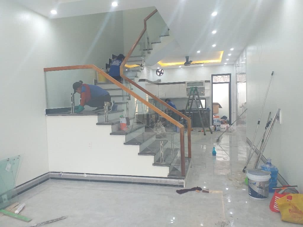 Cách làm sạch nhà mới xây