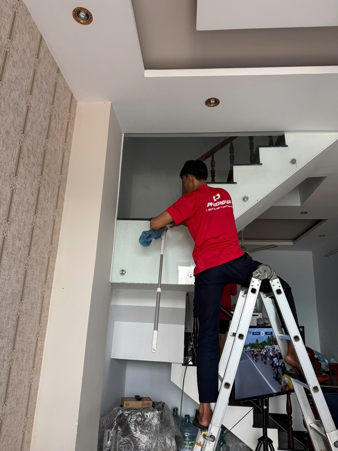 dịch vụ vệ sinh nhà quận 8